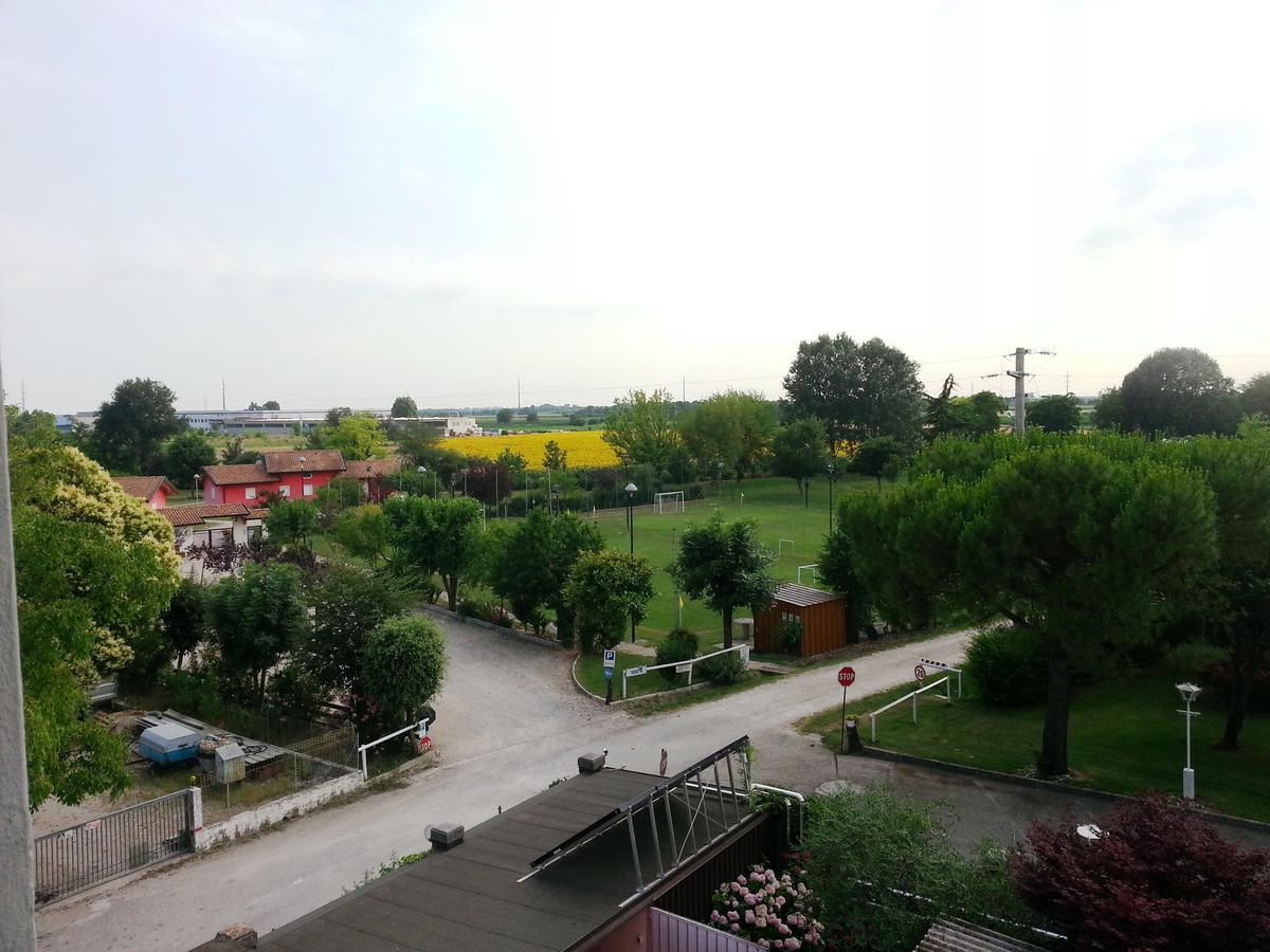 Residence Appartamenti Dogana Vecchia Trivignano Udinese Exterior foto